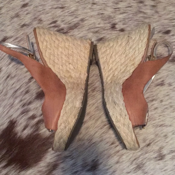 Jessica Simpson buckle wedges - Picture 2 of 4